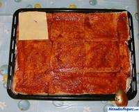 pan de molde, queso amarillo y ketchup salsa de tomate